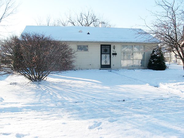 3 Bedroom / 2 Bath Ranch - 1833 Rosemont Drive